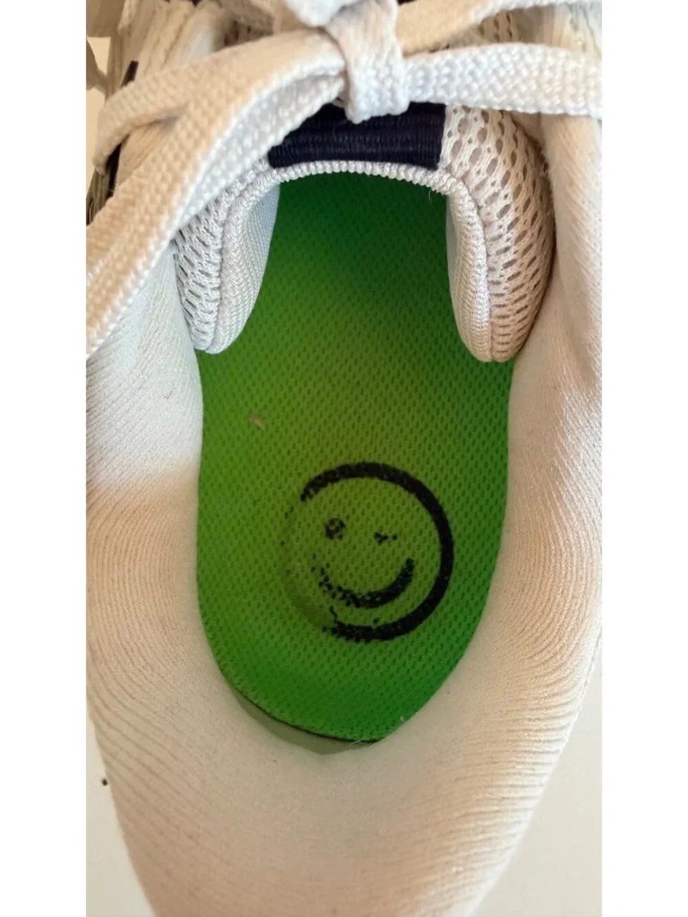 Nike Pegasus 40 Men's Size 9 Extra Wide Running Shoes DV7480-006 White / Green
